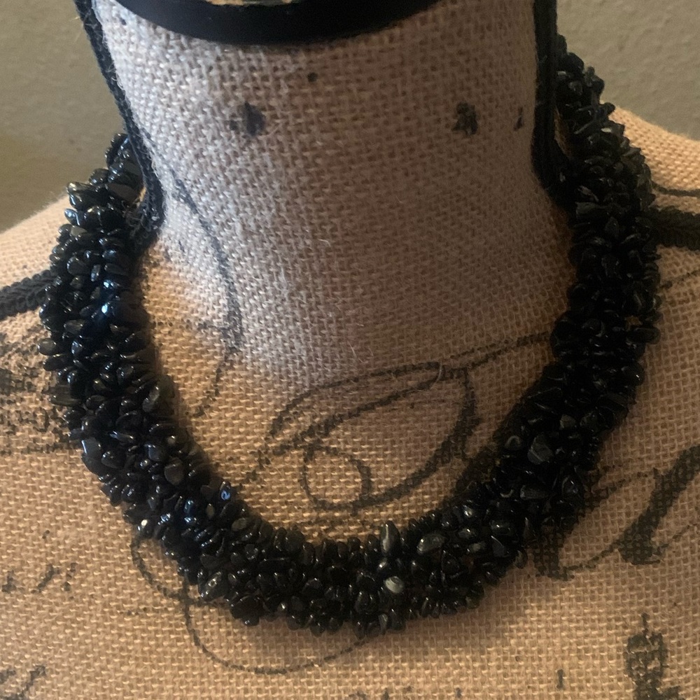 NWT Black Beaded Necklace